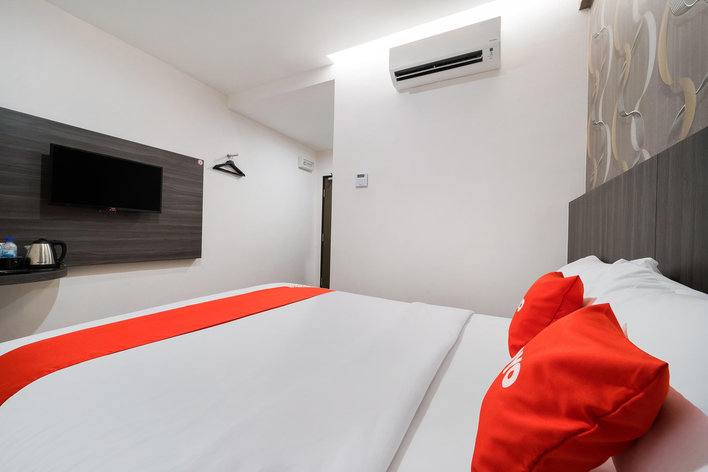 צ'אנגלון Capital O 89386 Stay 365 Hotel מראה חיצוני תמונה