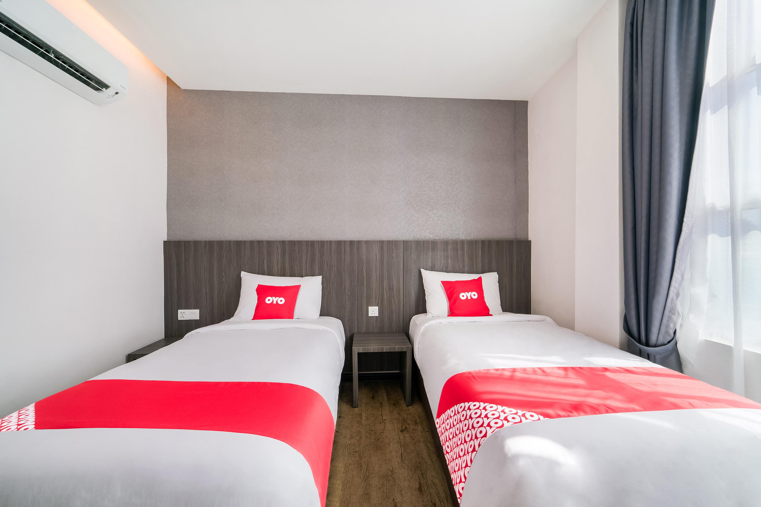 צ'אנגלון Capital O 89386 Stay 365 Hotel מראה חיצוני תמונה