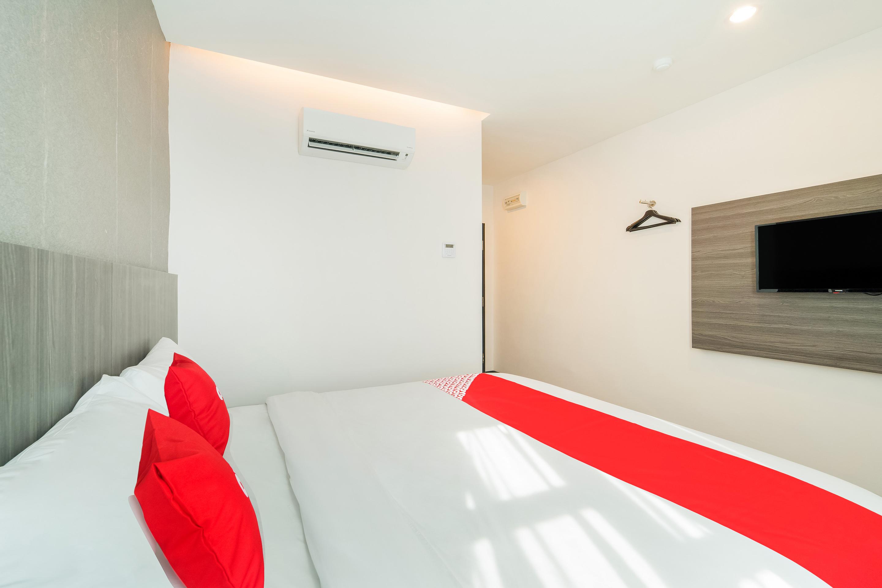 צ'אנגלון Capital O 89386 Stay 365 Hotel מראה חיצוני תמונה