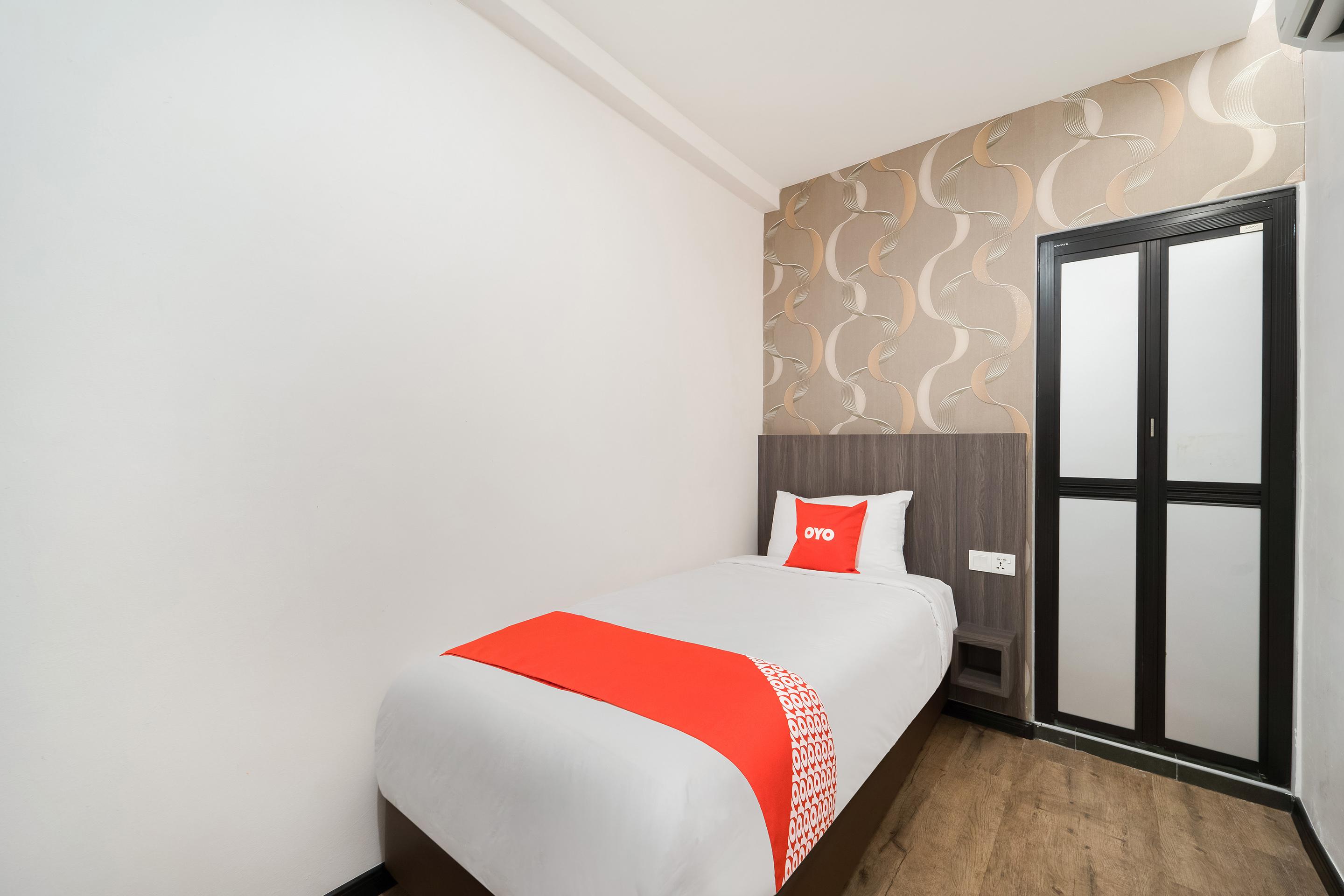 צ'אנגלון Capital O 89386 Stay 365 Hotel מראה חיצוני תמונה