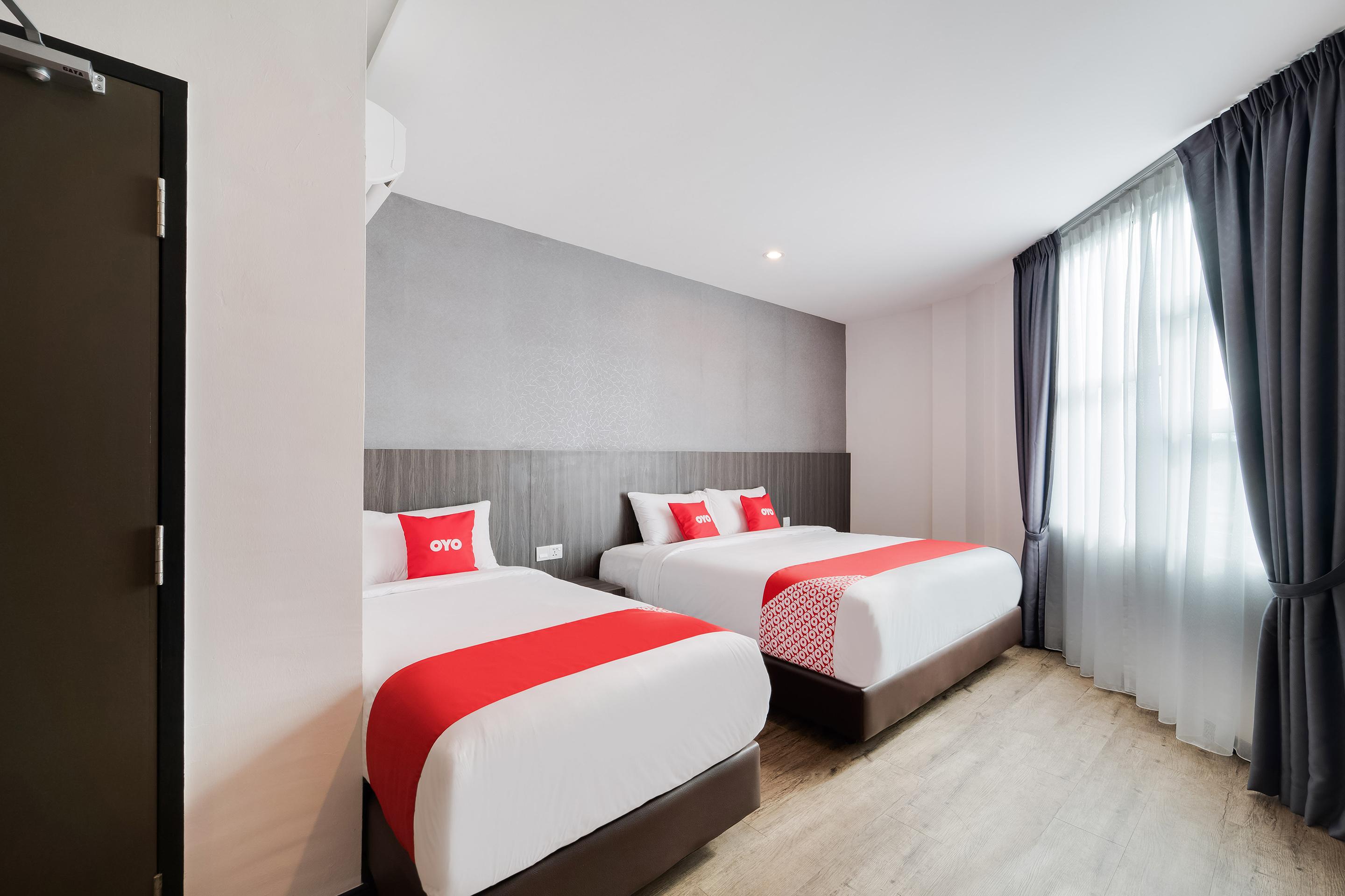 צ'אנגלון Capital O 89386 Stay 365 Hotel מראה חיצוני תמונה