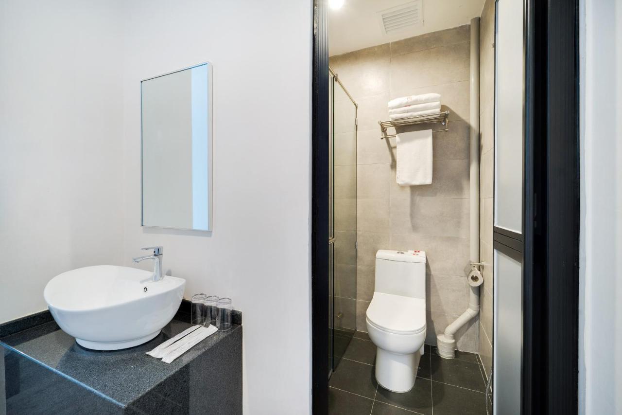 צ'אנגלון Capital O 89386 Stay 365 Hotel מראה חיצוני תמונה