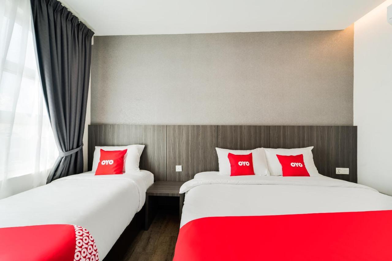 צ'אנגלון Capital O 89386 Stay 365 Hotel מראה חיצוני תמונה